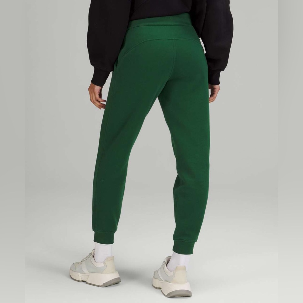 Lululemon Scuba Joggers Everglade Green Size 4